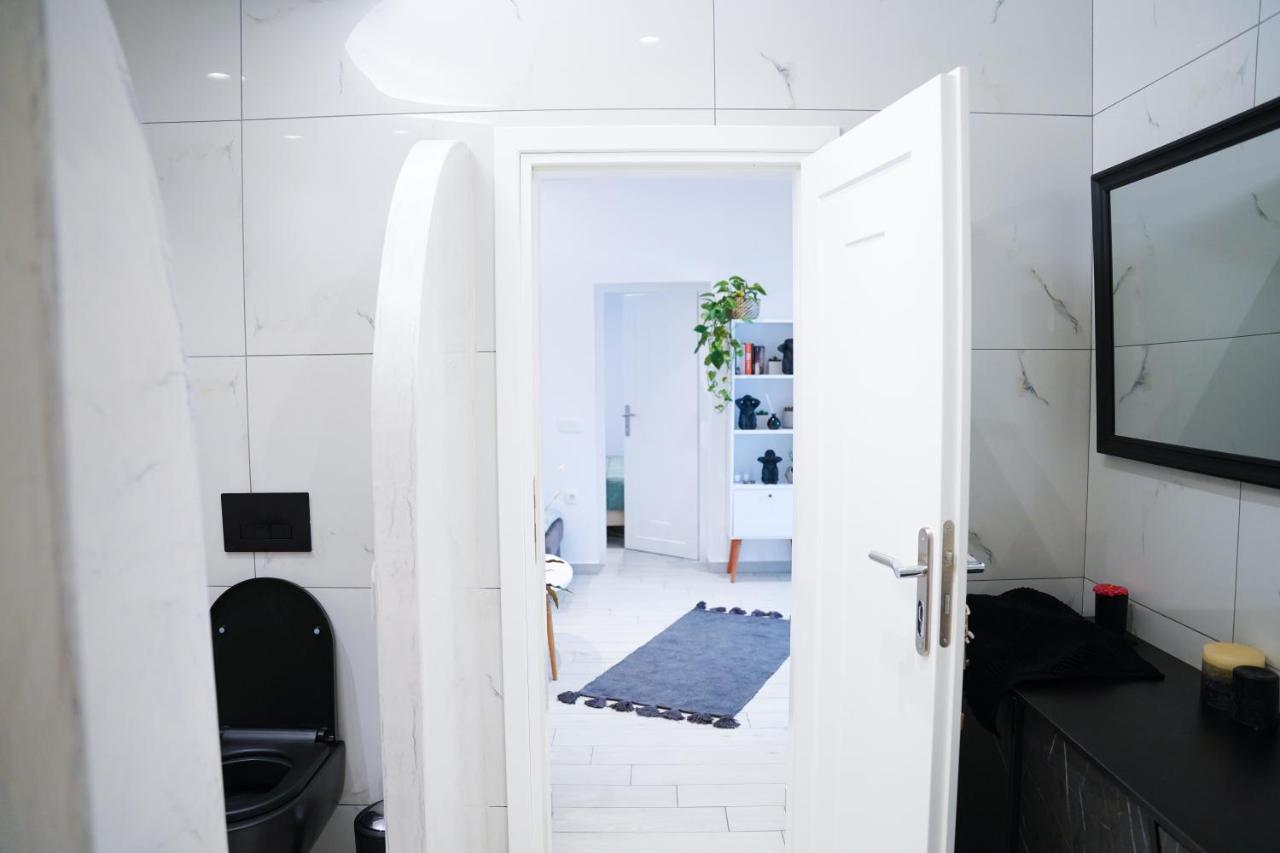 Sunstone Apartment Fira  Extérieur photo